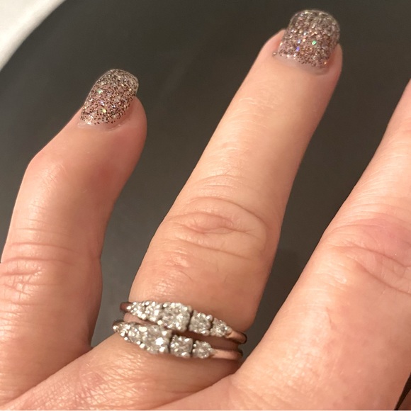 Custom white gold diamond bands - Picture 3 of 5